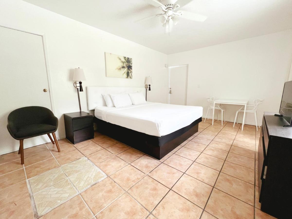 Tropi Rock Hotell Fort Lauderdale Exteriör bild